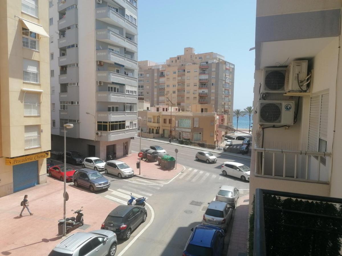 Piso Agradable Cerca De La Playa Apartment Almería Exterior foto